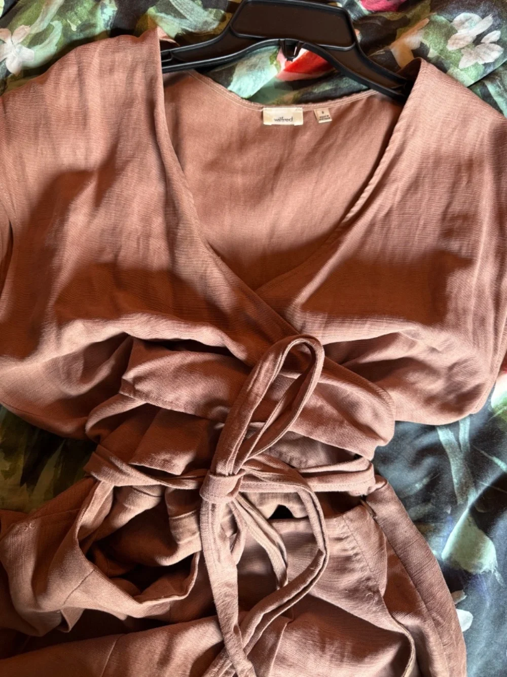 Artizia Wilfred jumper, wrap front, size 8, nutmeg, cutout